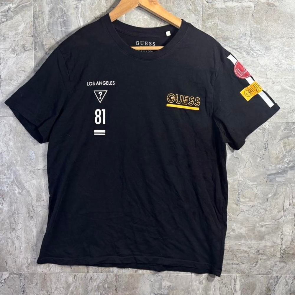 Guess black t-shirt with yellow and white accents. Mens Size: XL #streetwear